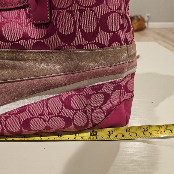 Coach Pink Gallery Patchwork Tote - Picture 9 of 12